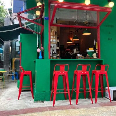 Colorful Retro Metal Cafe High Bar Stools For Restaurant Bar Dining