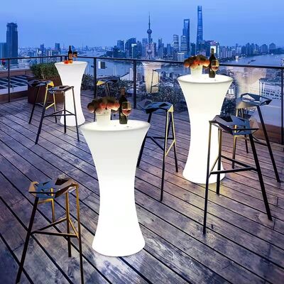 Giá tốt Tiệc nhòa nhựa Led bar phát sáng Bàn và ghế đồ nội thất chống nước Bàn cocktail đám cưới trực tuyến