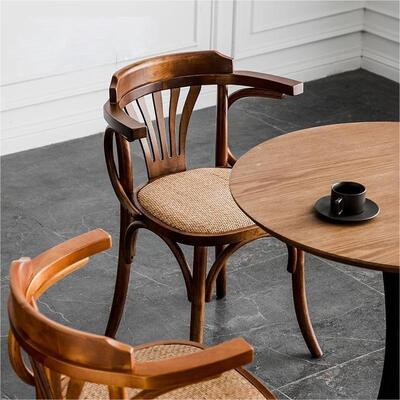 Giá tốt. Simple Household Armrest Dining Chair Small Apartment Nordic Retro Backrest Leisure Rattan Dining Chair trực tuyến